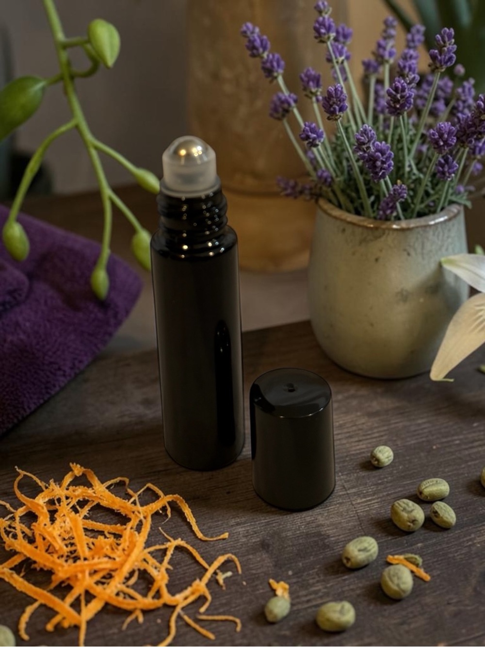 Orchid & Vine Aromatherapy Body Oil Luxury Scent Roller Mystical Moonflower - Picture 2 of 3